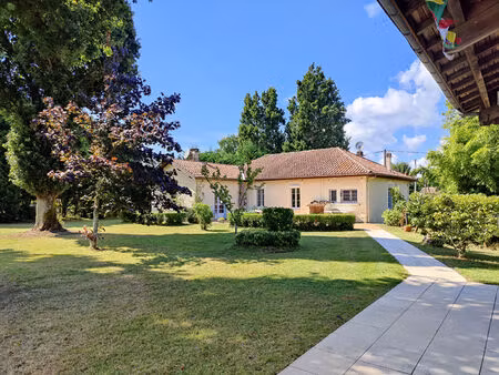 maison de caractère 147 m² sur 4400 m²