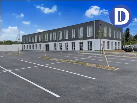 a metz  bureaux neufs a vendre dans un immeuble de standing au coeur de la zac de mercy  1