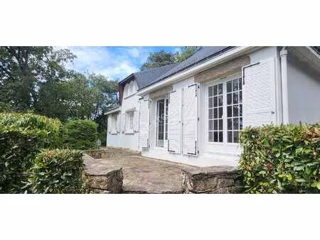 vente maison à saint-étienne-de-montluc (44360) : à vendre / 166m² saint-étienne-de-montlu