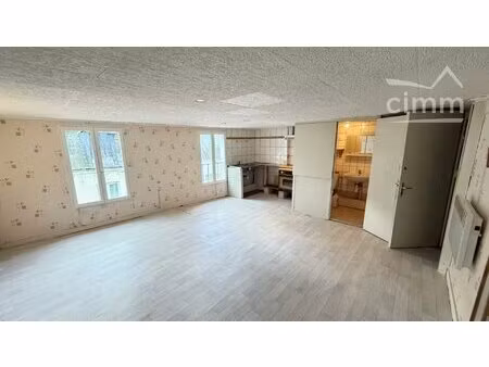 immeuble  3 appartements t2  111m²