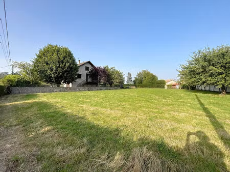 vente terrain 768 m² maubec (38300)