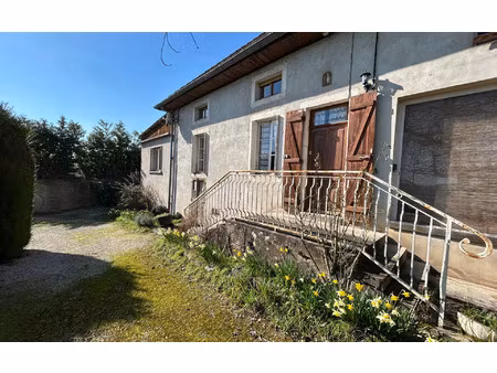 maison athée 142.12 m² t-6 à vendre  239 000 €