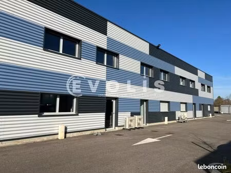 local d'activité 157 m²