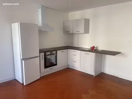 appartement 3 pièces 63 m²