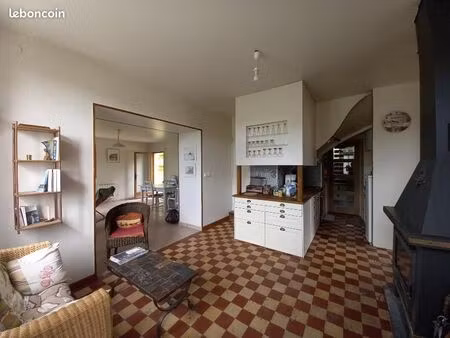 maison 6 pièces 101 m²