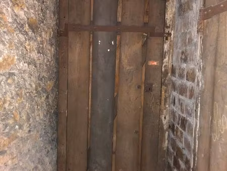 cave. paris 75018. quartier caulaincourt/hermel/mont cenis