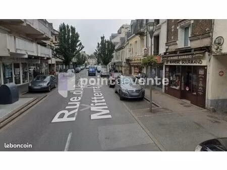 local commercial 200 m²