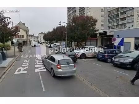 local commercial 11 m²