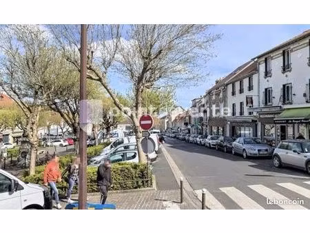 epicerie/primeur 181 m²