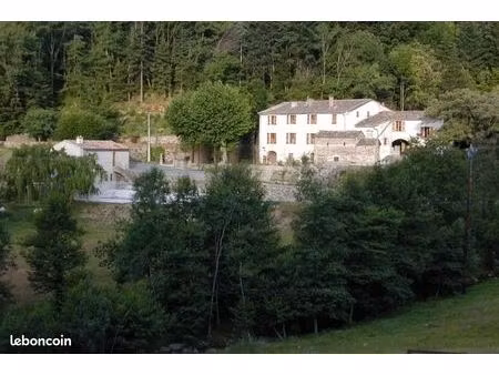 maison 17 pièces 457 m²