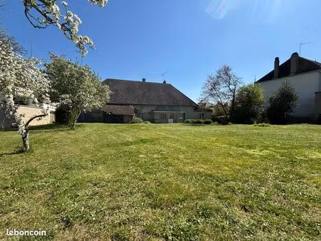 maison 6 pièces 142 m²