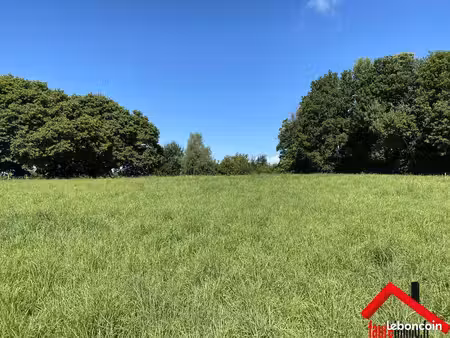 terrain 2093 m² sadroc