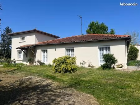 maison familiale 169 m² avec piscine  grand terrain arboré – virazeil