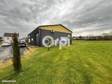 local d'activité 180 m²