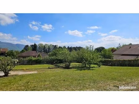 terrain 860 m² saint marcellin