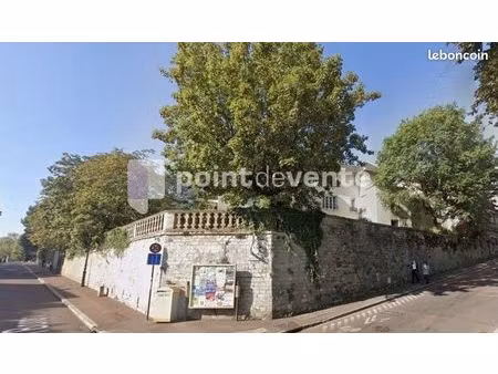 commerce beauté/coiffure 42 m²