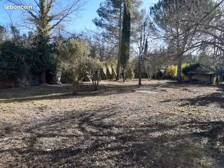 terrain constructible tourves var