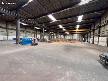 bureaux 3 150 m²