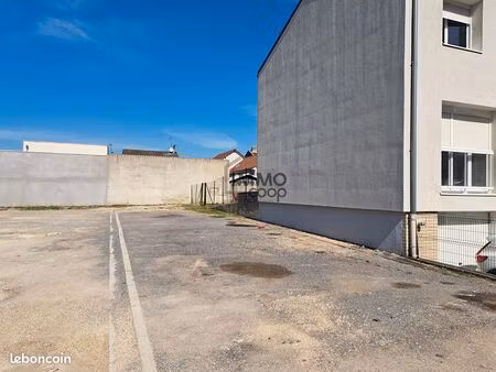 terrain 182 m² reims