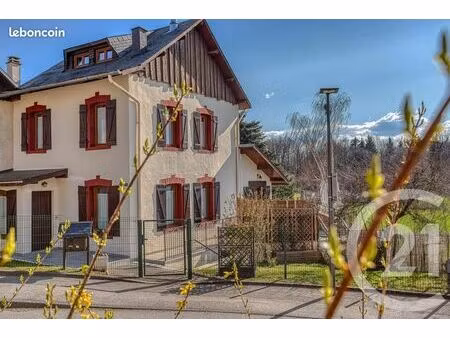 maison de village 4 pièces 100 m²