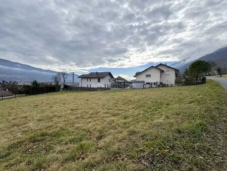 terrain 590 m² - anglefort