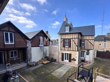 immeuble 128 m² montval-sur-loir