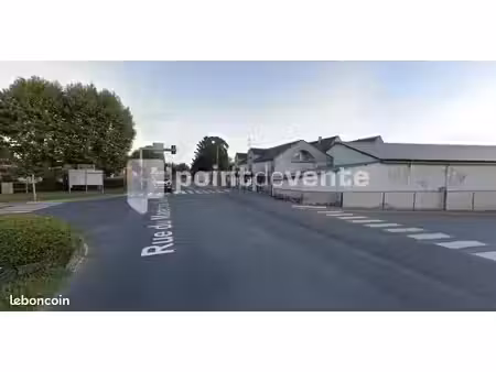 local commercial 80 m²