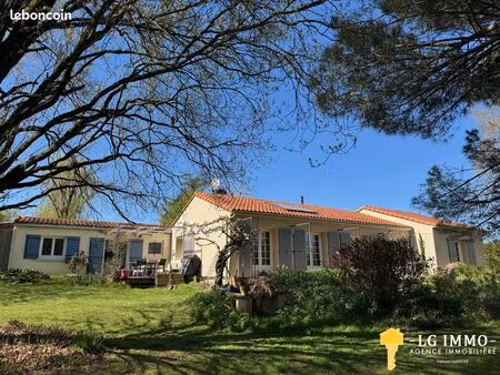 propriété 5 pièces 160 m²