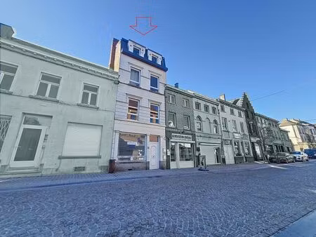 commerce/bureau en centre-ville  récemment rénové