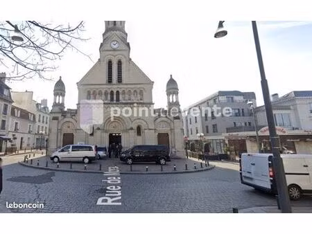 commerce habillement/textile 40 m²