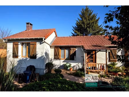 maison plain pied indépendante de 40 m2  avec garage et 1937