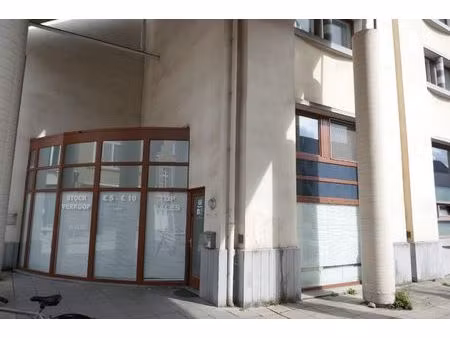 investeringspand met winkel en burelen/woonst op toeristische locatie in de katelijnestraa