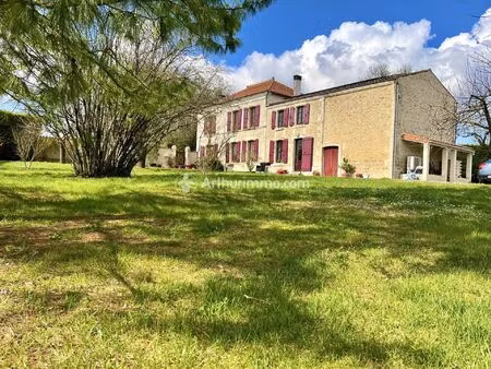 vente maison 5 pièces 165 m2 à antezant-la-chapelle