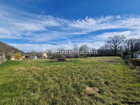 vente terrain 3910 m2 à neuvic