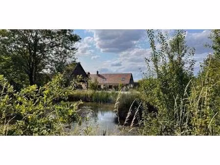 corps de ferme avec dépendances et jardin unverre (28)