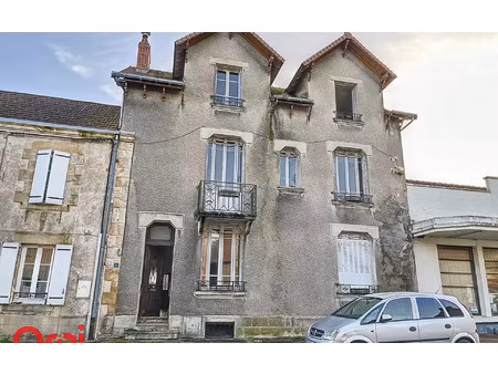 maison montmarault m² t-6 à vendre  29 800 €