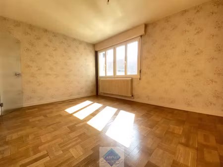 vente appartement 3 pièces 65 m² à abbeville (80100)  145 800 €