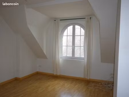 appartement dans petite copropriété calme