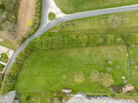 vente terrain 2084 m² à rouillac (16170)  49 000 €