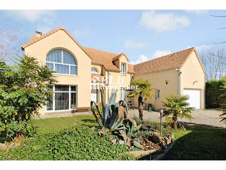 vente maison 7 pièces 172 m² le perray-en-yvelines (78610)