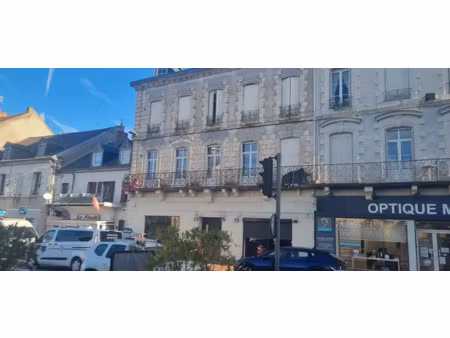 vente immeuble 700 m² à commentry (03600)  318 000 €