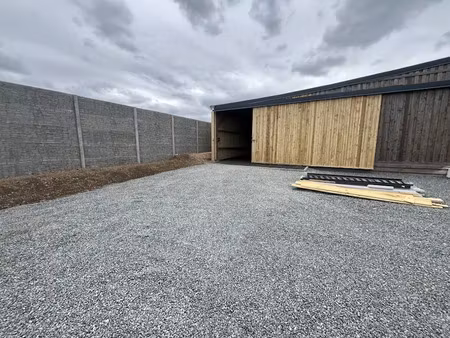 location locaux professionnels 75 m² à fecamp (76400)  420 €