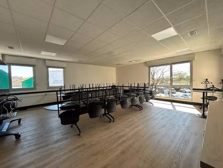 location locaux professionnels 0 pièces 119 m² à chalon-sur-saone (71100)  2 128 €