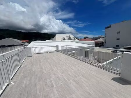 bureaux en duplex 211 m² st. denis