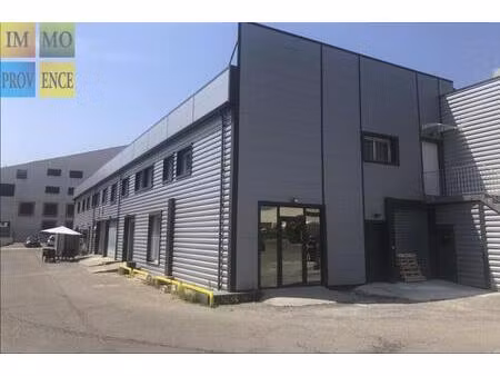 local d'activités 170m2