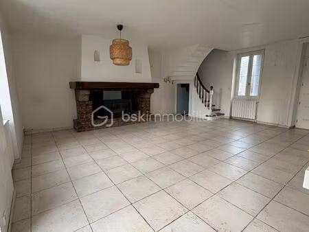 maison de 138 m² à saint-malo-de-guersac