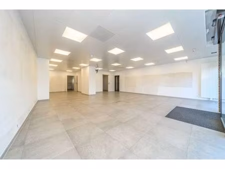 appartement meublé à vendre dans le zeelaan à la panne.