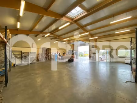 local d'activite a vendre