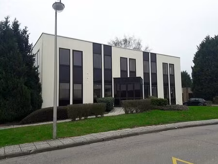 location bureau mont saint aignan 86 m²