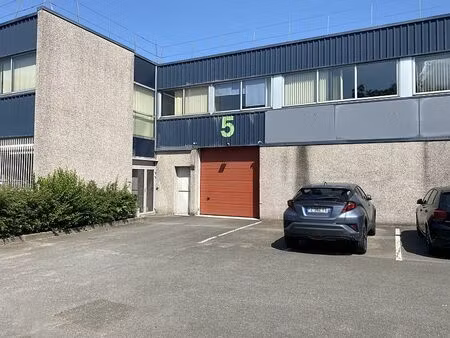 location local d'activités wissous 515 m²